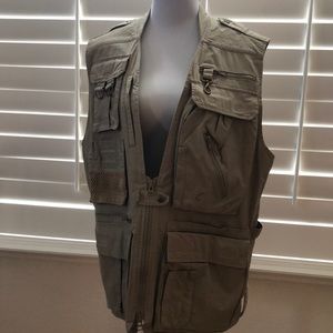 Banana Republic fishing vest **vintage NWT**